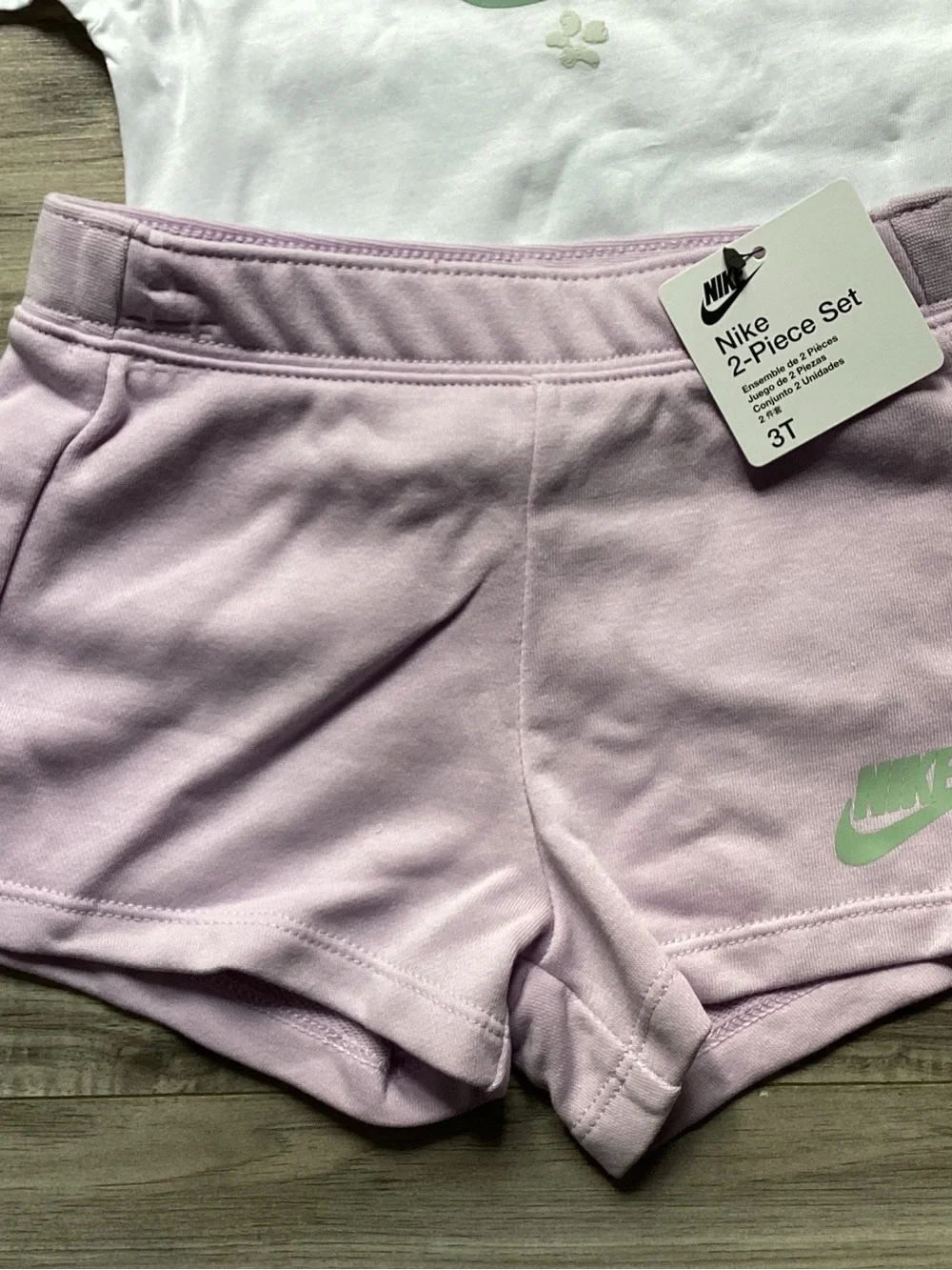 Nike toddler girl shorts set size 3T(NWT) ~PRICE IS FIRM, NO OFFERS~ - Picture 2 of 4